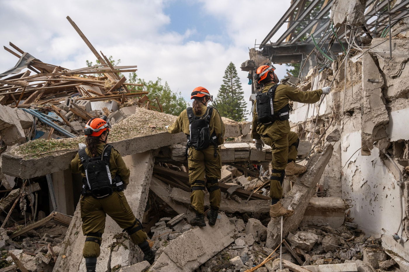 פעילות כוחות פיקוד העורף בזירות הנפילה