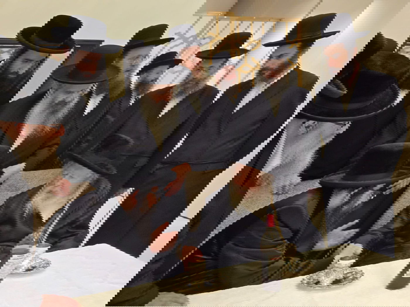 האדמו"ר מזוויעהיל מונסי בביקור אצל האדמו"ר מגור