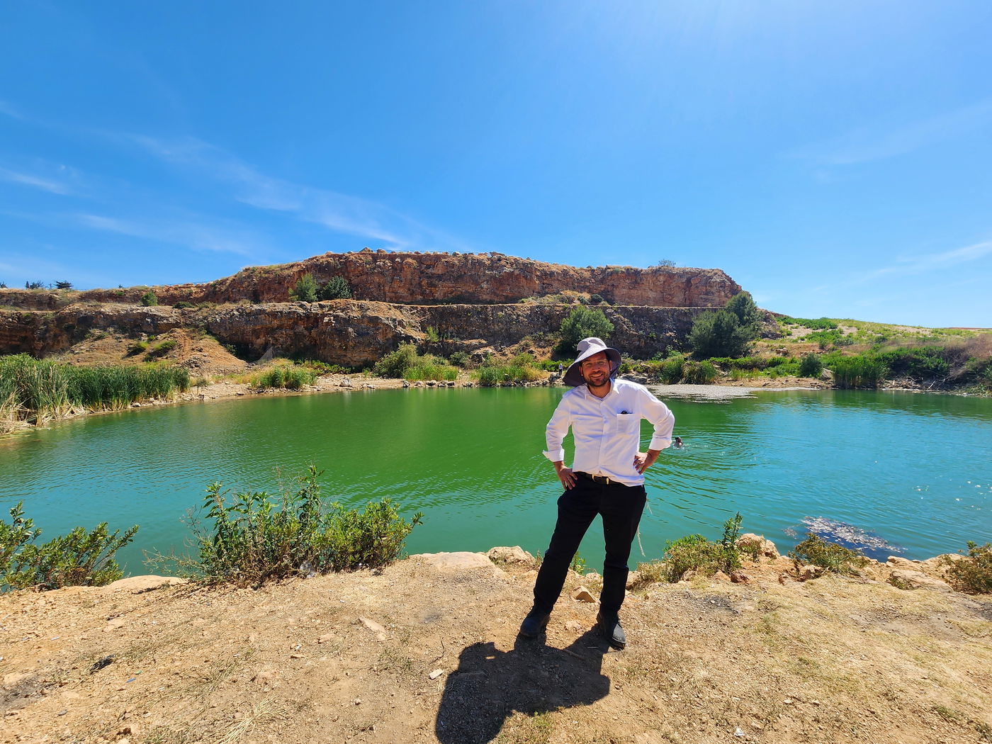ישראל שפירא, מחבר הספר "המקומות הנדירים הקדושים והרטובים בארץ ישראל"
