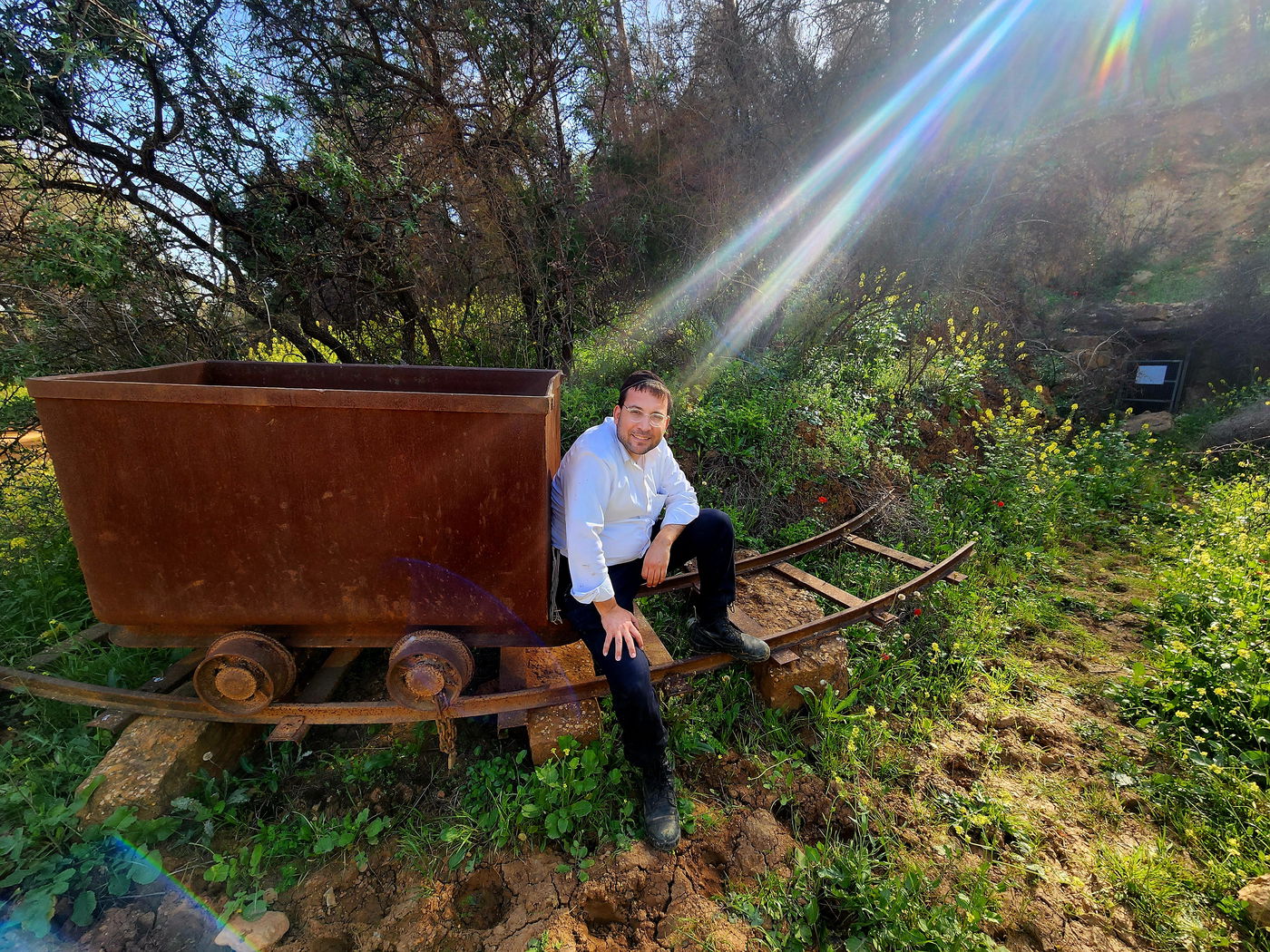 ישראל שפירא, מחבר הספר "המקומות הנדירים הקדושים והרטובים בארץ ישראל"