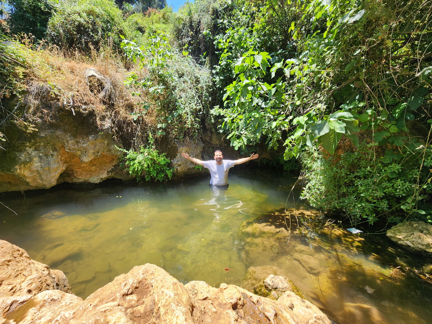 ישראל שפירא, מחבר הספר "המקומות הנדירים הקדושים והרטובים בארץ ישראל"