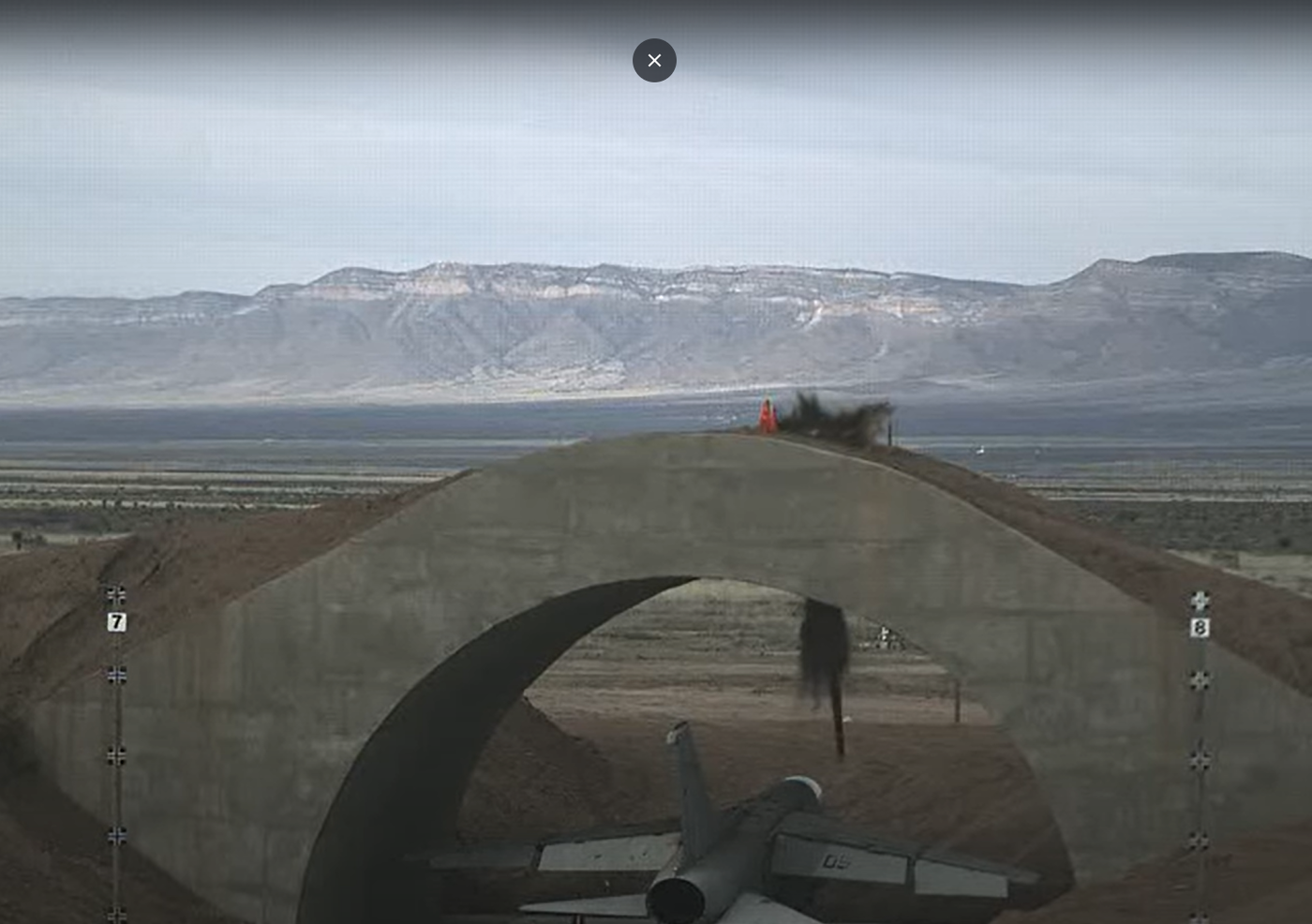 פצצת SDB – פצצה קלת משקל - חודרת בנוקר ומשמידה מטוס קרב 