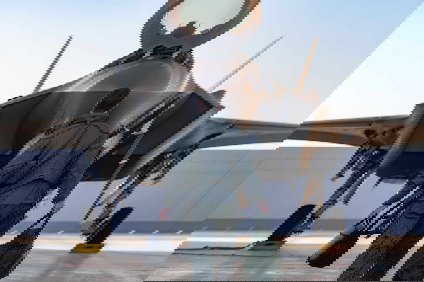 פעילות חיל האוויר במלחמה עם איראן