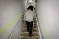 תושבי צפת במקלט המשותף בעיר