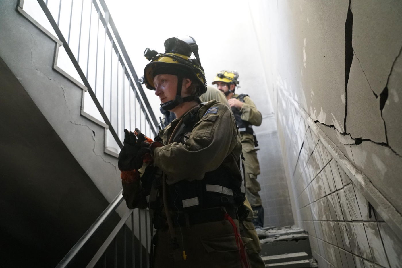 כוחות פיקוד העורף בזירת הנפילה בבאר שבע