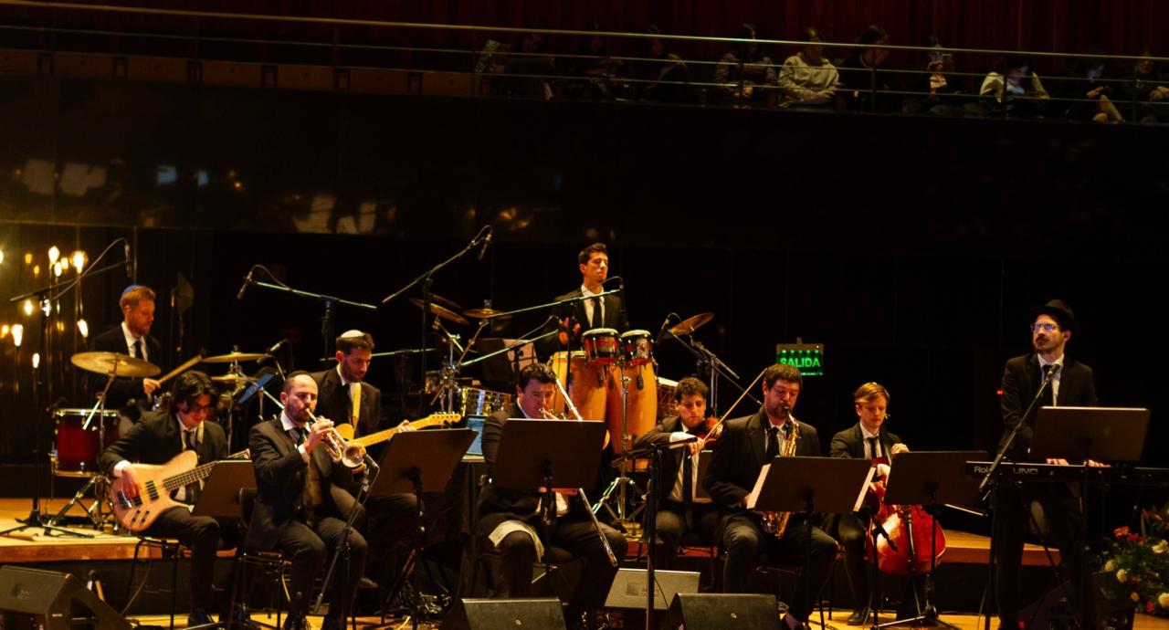 "הצטרף לניגונים בהתרגשות": ההפתעה של נשיא ארגטינה באירוע החסידי