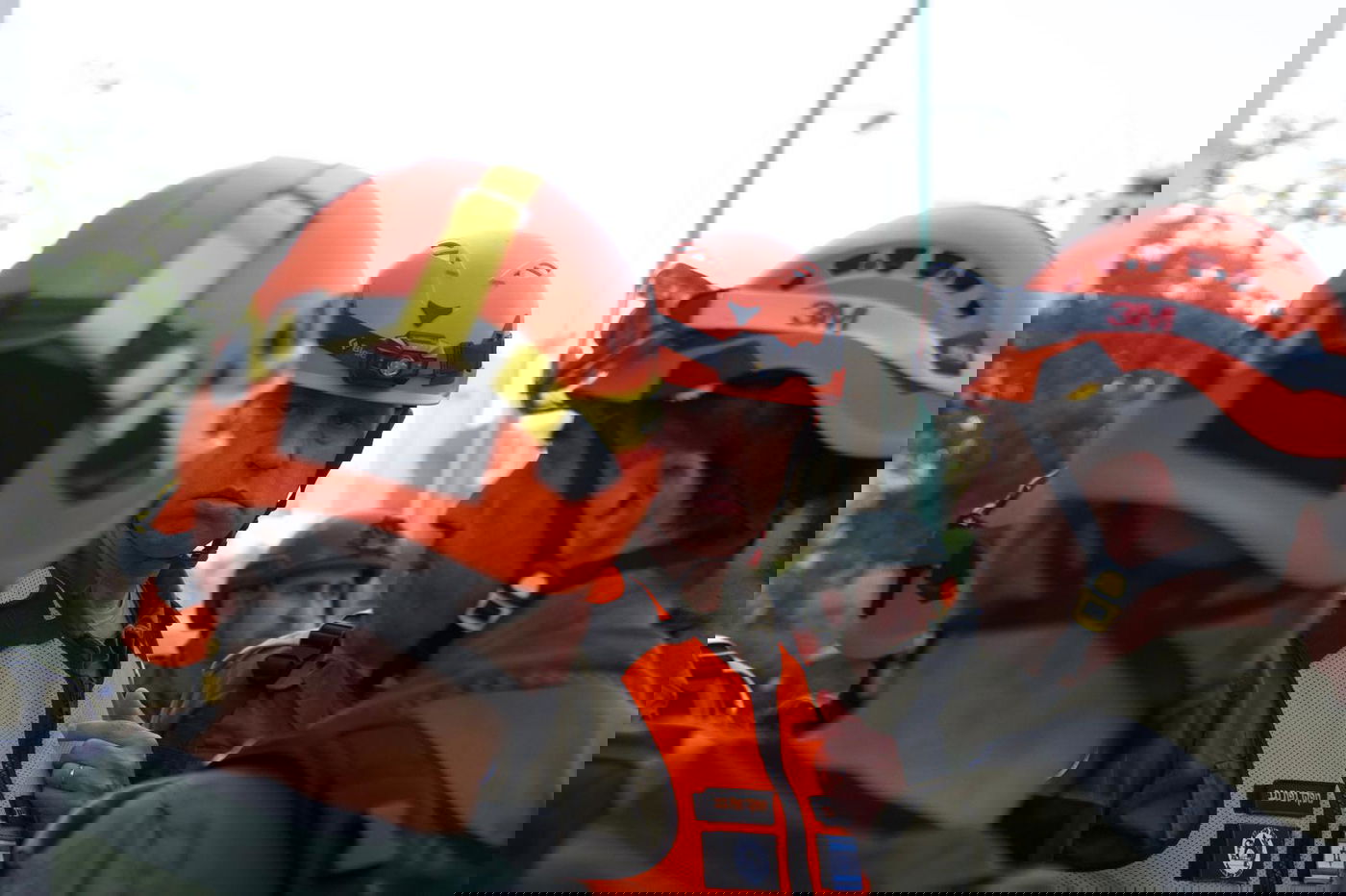 כוחות פיקוד העורף בזירת הנפילה בבאר שבע