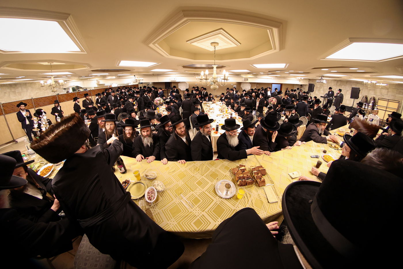 שמחת בר המצווה לנכדו הראשון של הרה"צ רבי אלימלך בידרמן