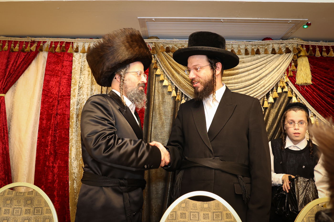 שמחת בר המצווה לנכדו הראשון של הרה"צ רבי אלימלך בידרמן