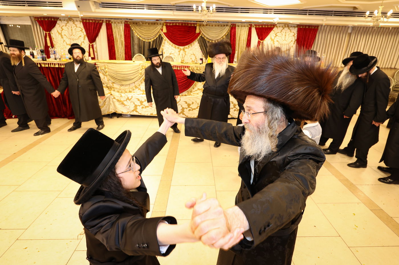 שמחת בר המצווה לנכדו הראשון של הרה"צ רבי אלימלך בידרמן