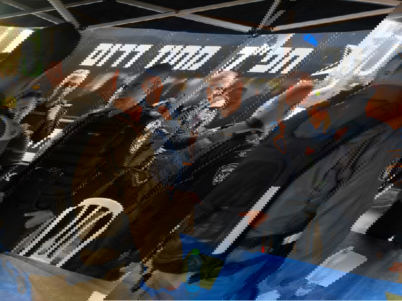 פעילות כוחות המשטרה בזירת הנפילה בבאר שבע