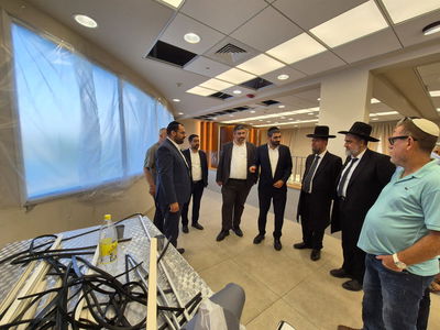 שר הדתות בביקור בנס ציונה