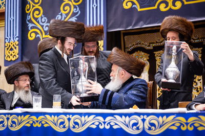 שמחת שבע ברכות לנכדת האדמו"ר מבאבוב