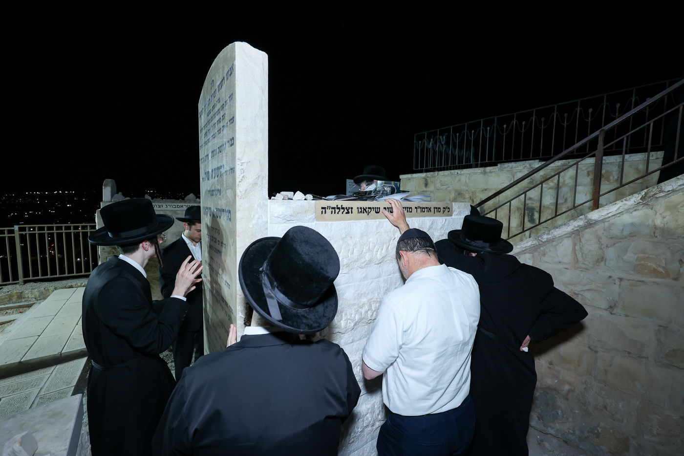 עליה לציון אדמו"ר מזידיטשוב שיקאגו זצ"ל