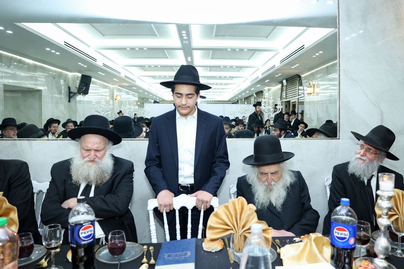  שמחת הבר מצוה לנכד הגאון ר' דוד פיינשטיין