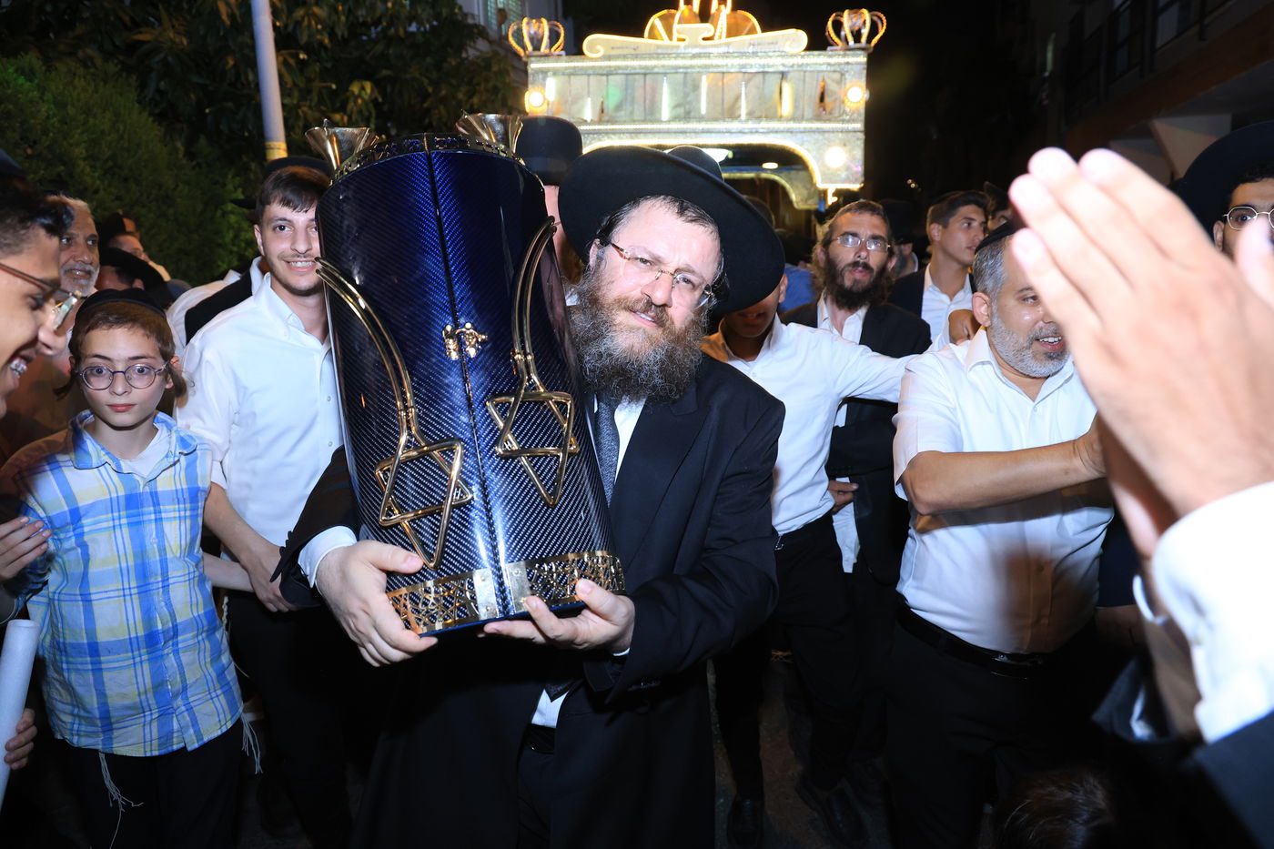 הכנסת ס"ת לקהילת 'היכל יוסף שלום'