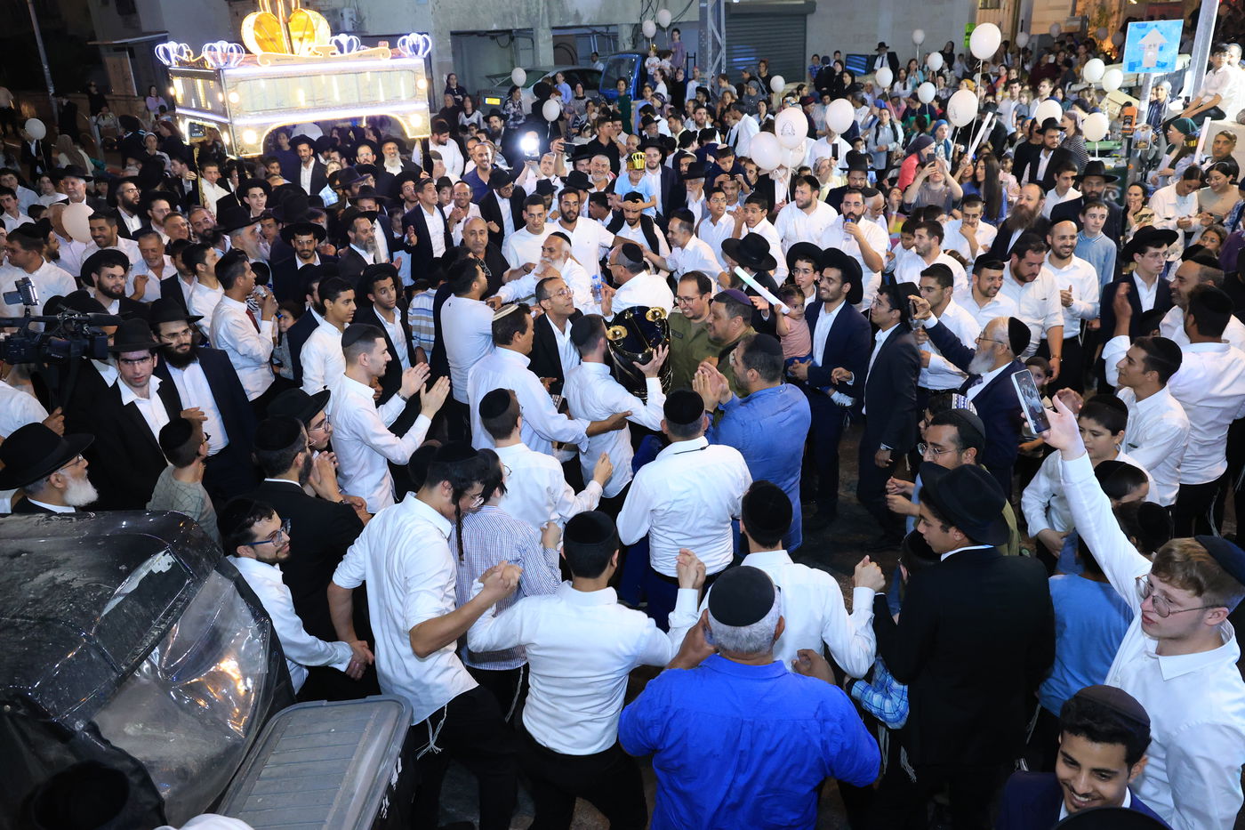 הכנסת ס"ת לקהילת 'היכל יוסף שלום'