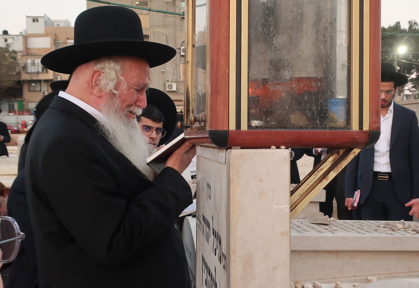 עליה לציונו של הגאון רבי מיכל יהודה ליפקוביץ