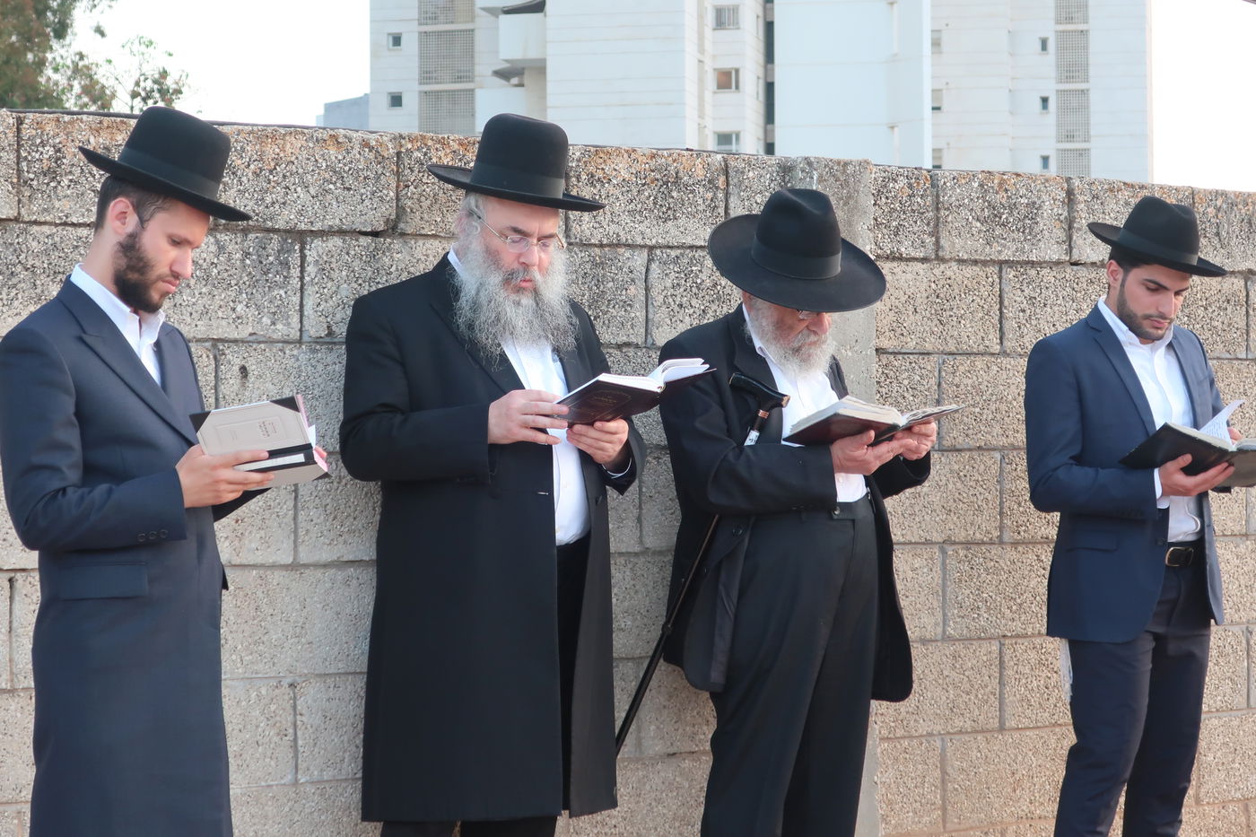 עליה לציונו של הגאון רבי מיכל יהודה ליפקוביץ