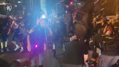 מהומות ועימותים בהפגנה סוערת בתל אביב נגד הממשלה; 7 עצורים