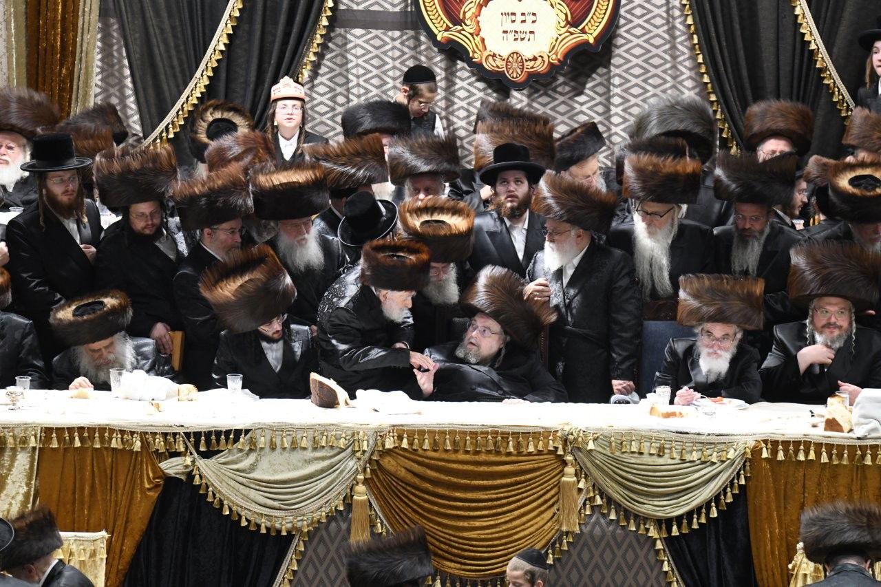 שמחת נישואי נכדת האדמו"ר מבעלזא