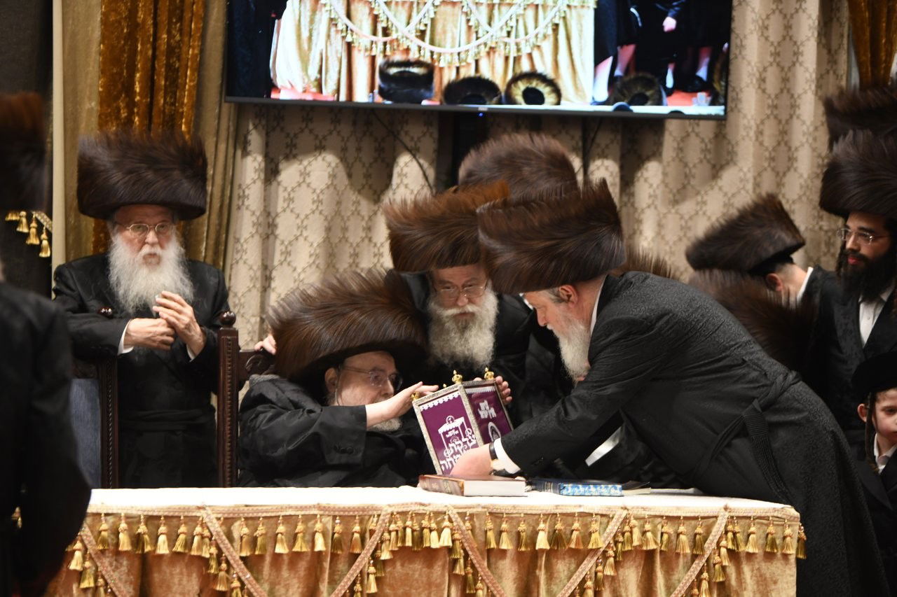 שמחת נישואי נכדת האדמו"ר מבעלזא