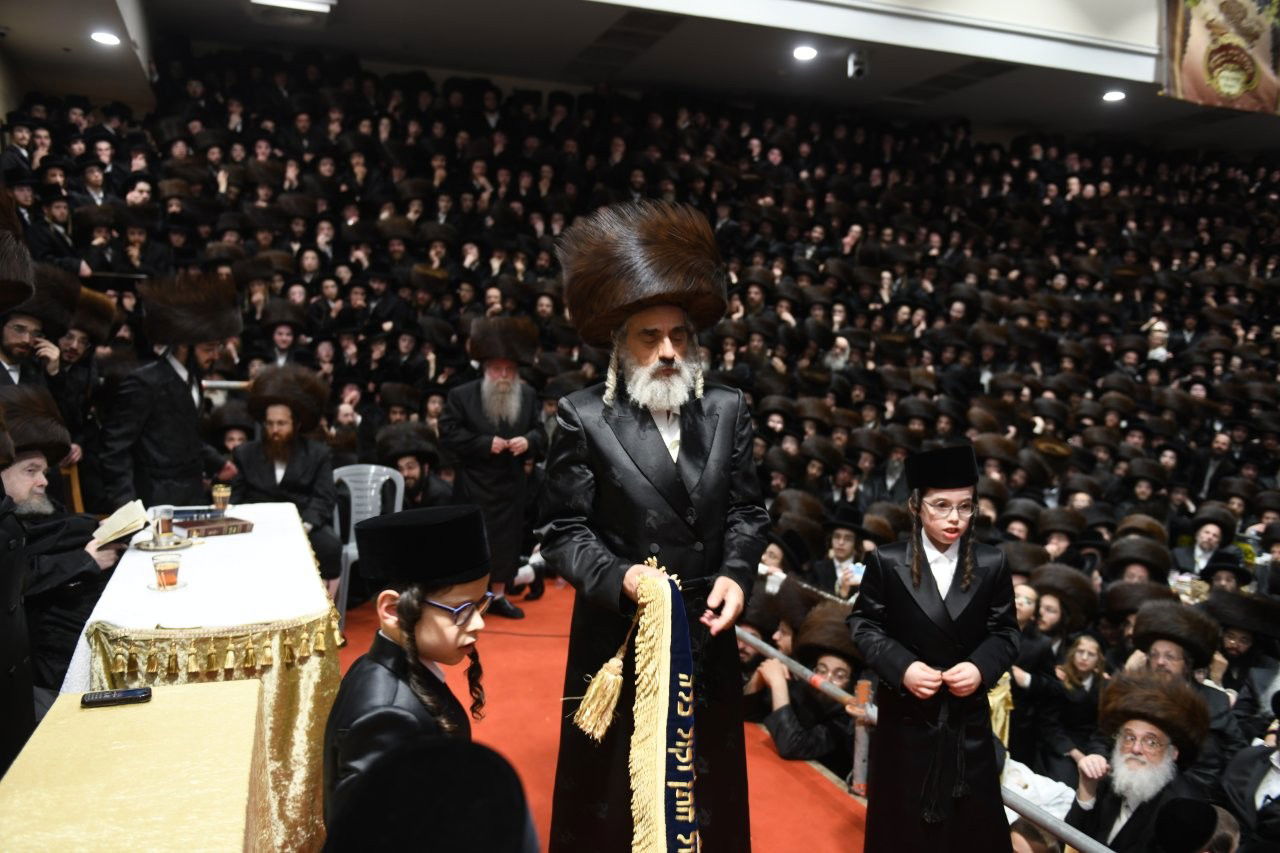 שמחת נישואי נכדת האדמו"ר מבעלזא