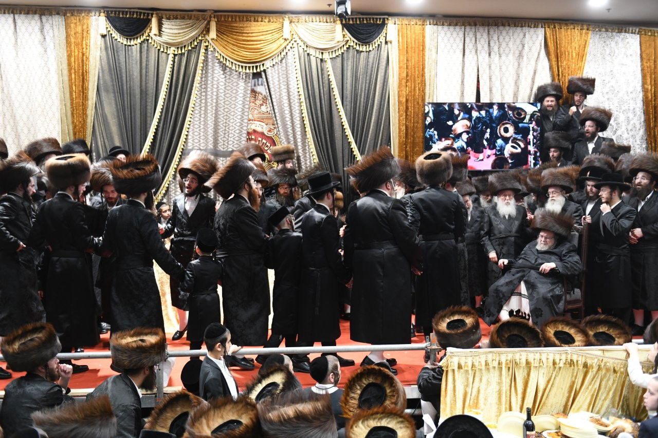 שמחת נישואי נכדת האדמו"ר מבעלזא