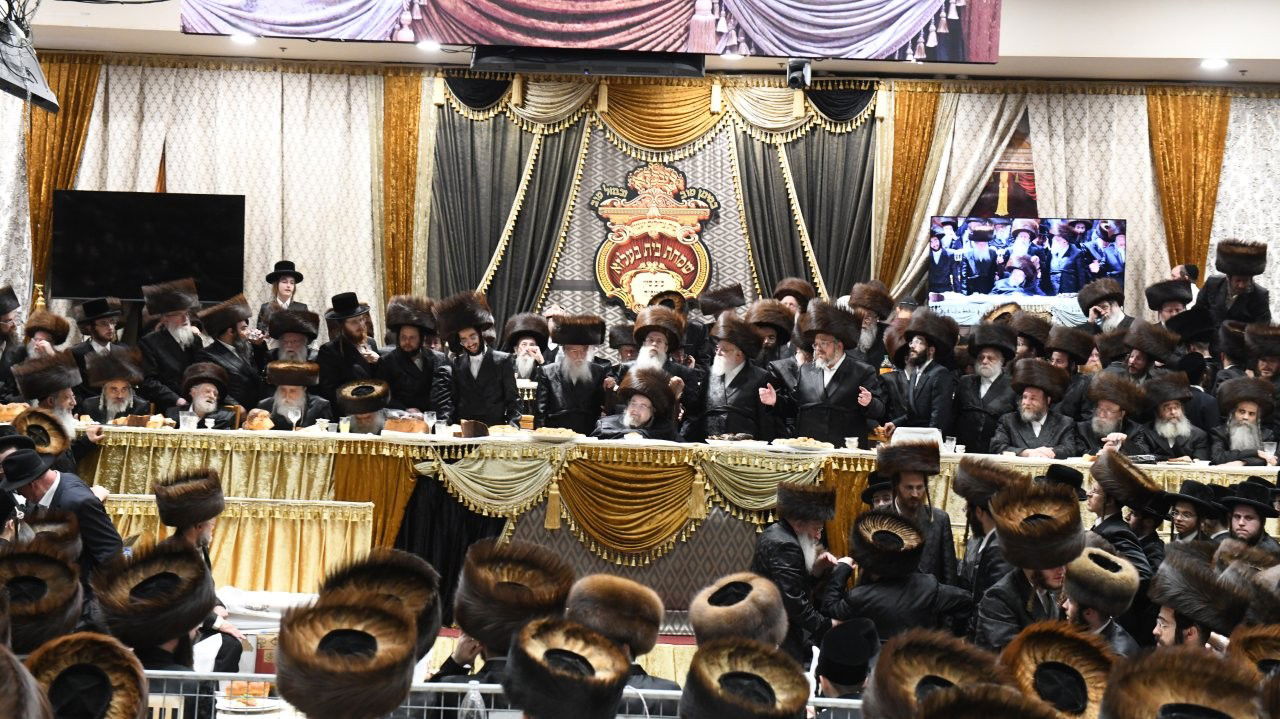 שמחת נישואי נכדת האדמו"ר מבעלזא