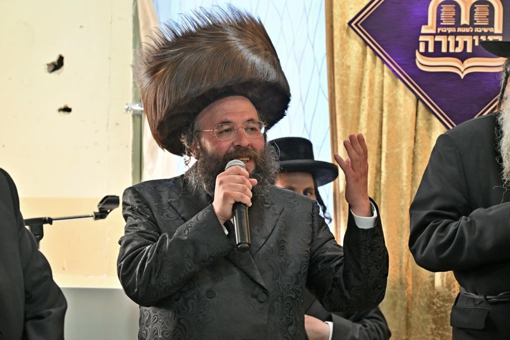 מעמד הכנסת ספר תורה לישיבת 'חיי תורה'