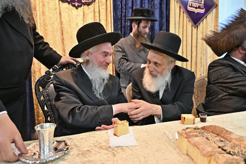 מעמד הכנסת ספר תורה לישיבת 'חיי תורה'