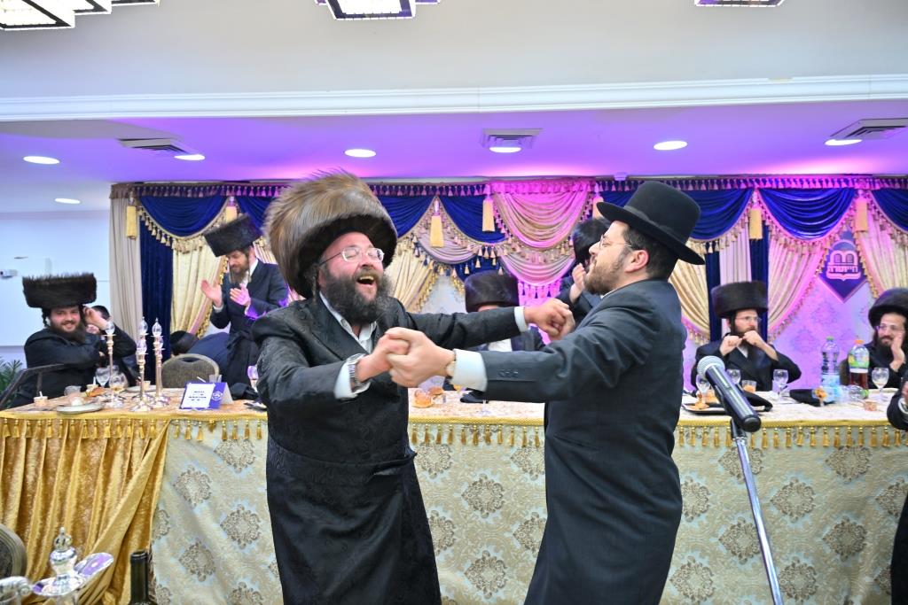 מעמד הכנסת ספר תורה לישיבת 'חיי תורה'