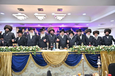 מעמד הכנסת ספר תורה לישיבת 'חיי תורה'