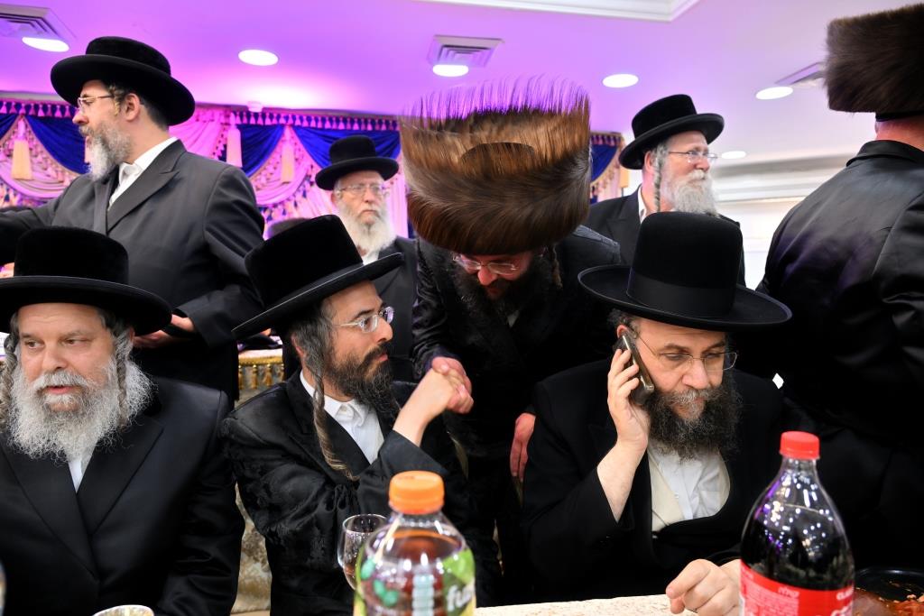 מעמד הכנסת ספר תורה לישיבת 'חיי תורה'