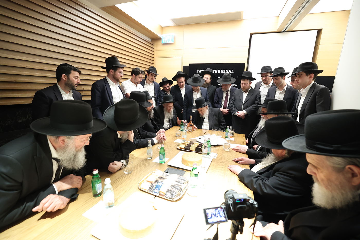 קבלת הפנים להגרמ"ה הירש