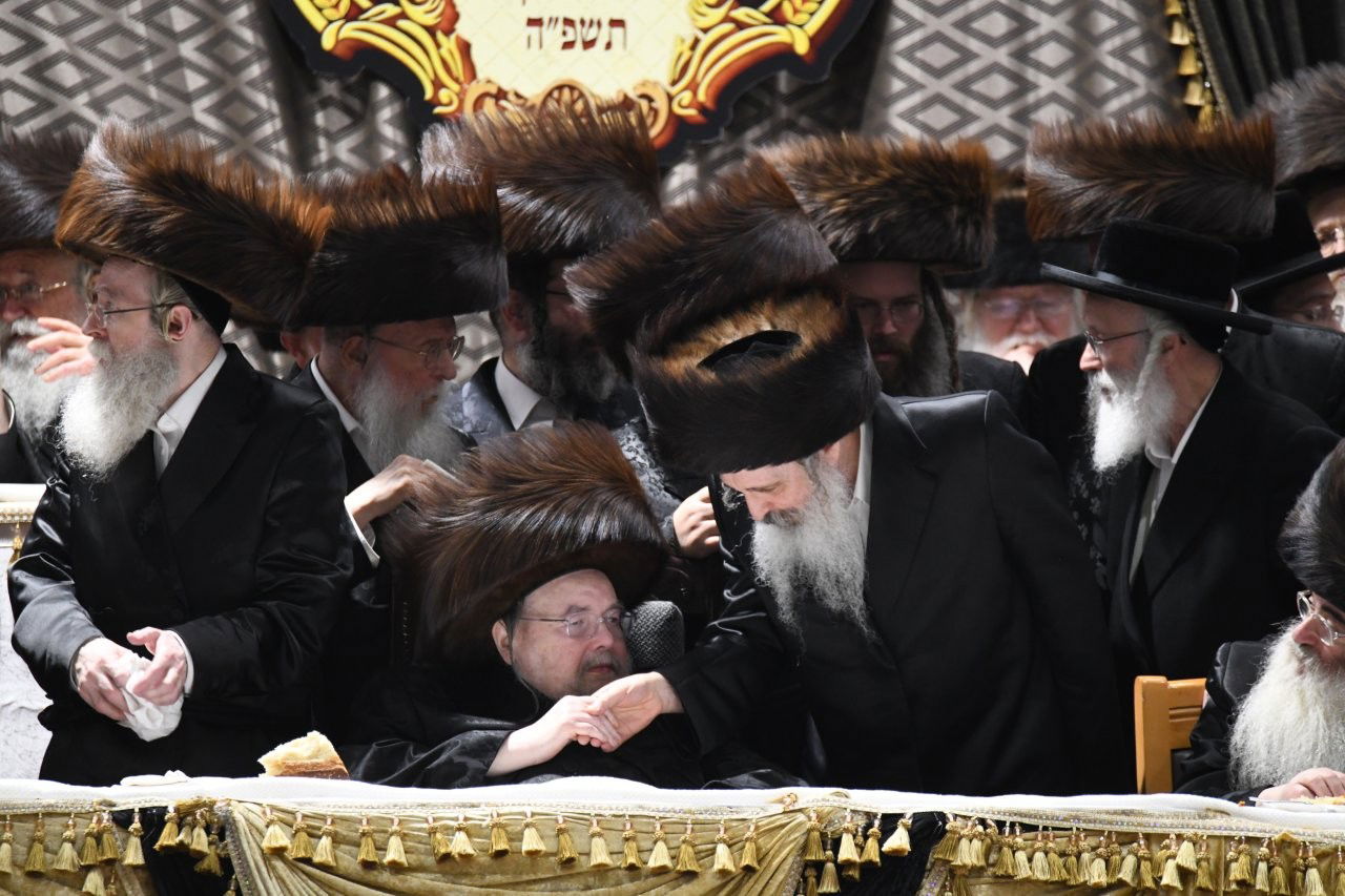 שמחת שבע ברכות המרכזי בבעלזא