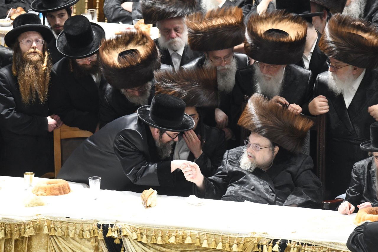 שמחת שבע ברכות המרכזי בבעלזא