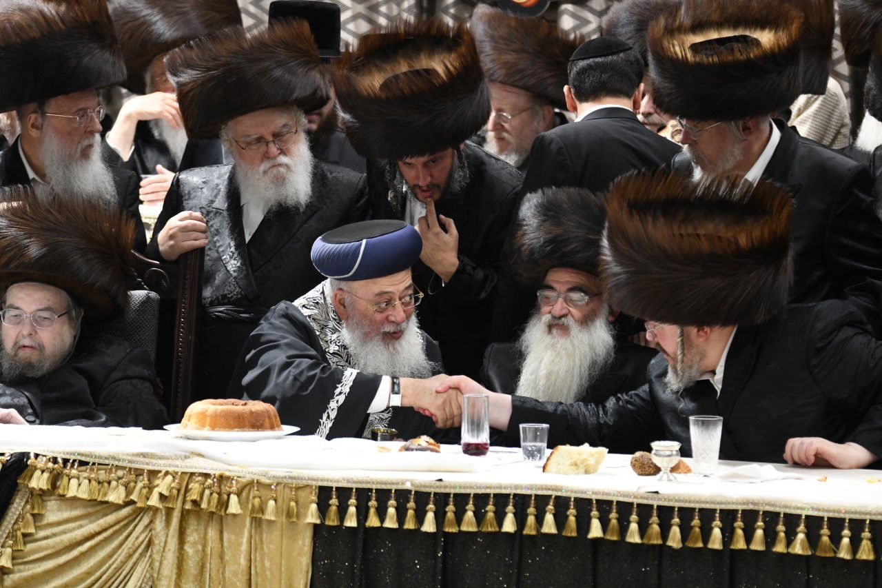 שמחת שבע ברכות המרכזי בבעלזא