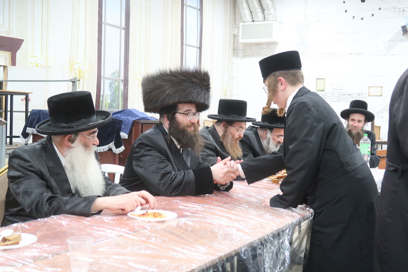 וואכט נאכט לבן הרב ישראל הגר