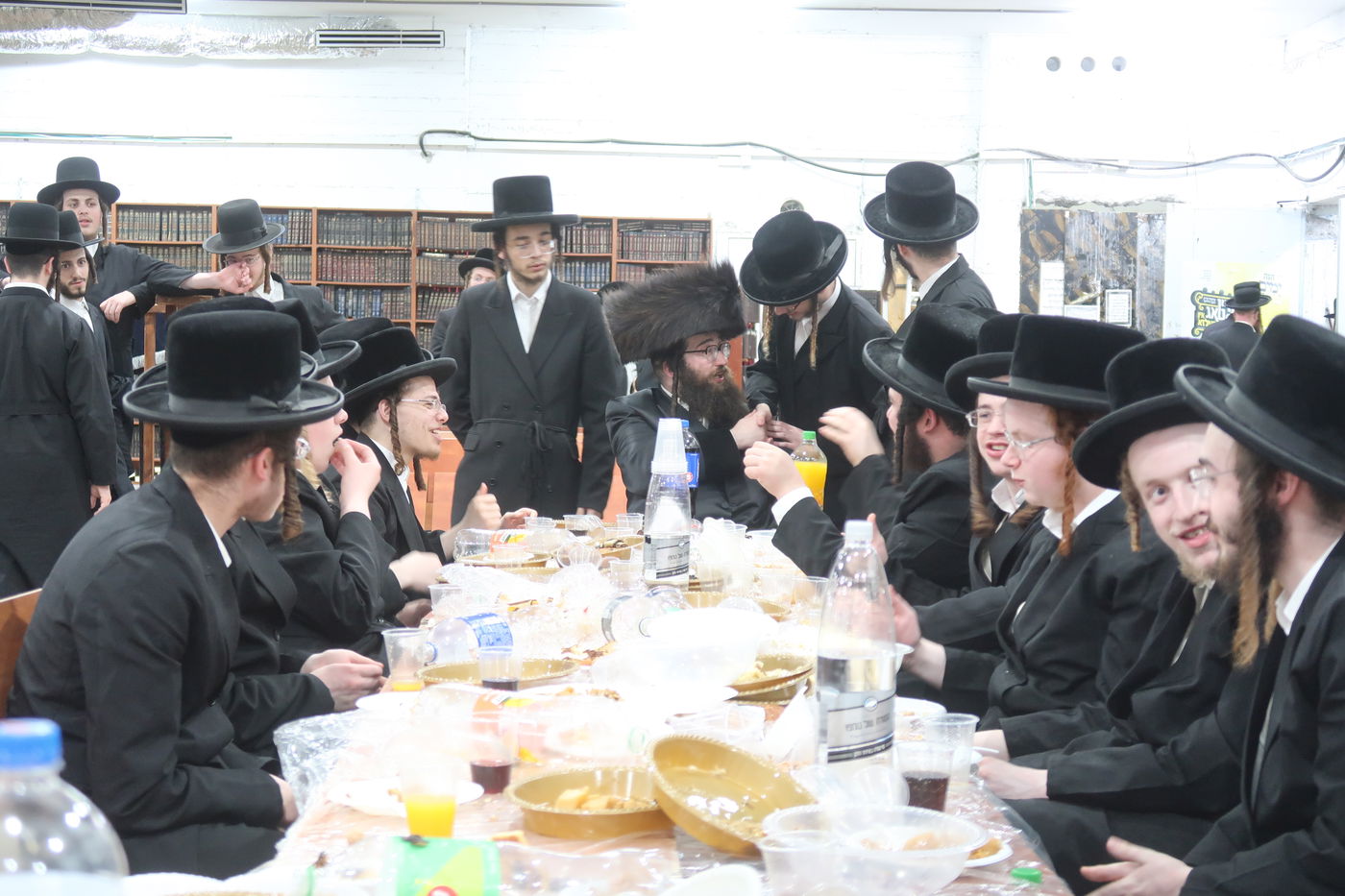 וואכט נאכט לבן הרב ישראל הגר