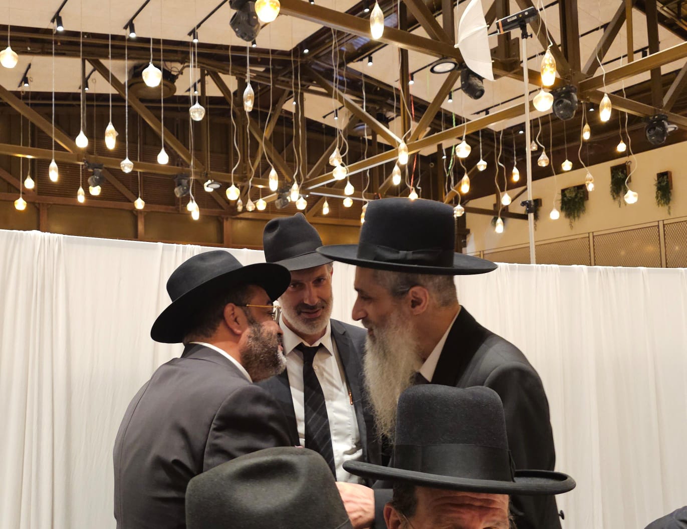 שמחת נישואי בן הגאון ר' חנוך כהן