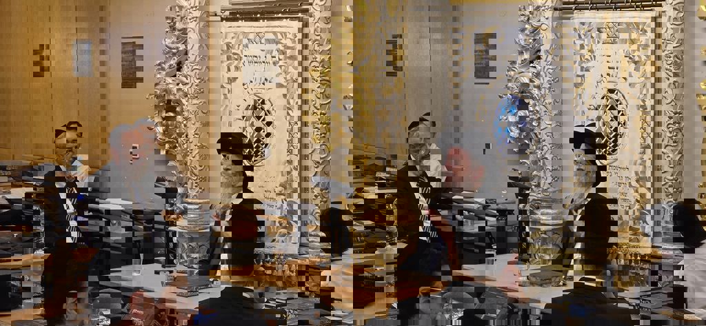 הגאון רבי שלמה ידידיה זעפראני בשיעור ב'יחווה דעת'