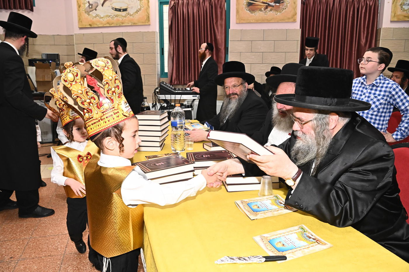 מסיבת חומש בת"ת הבעש"ט בפ"ת