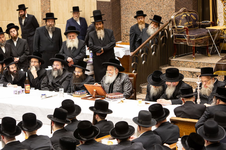 סעודת ראש חודש תמוז, בשילוב הילולא קדישא בבאבוב