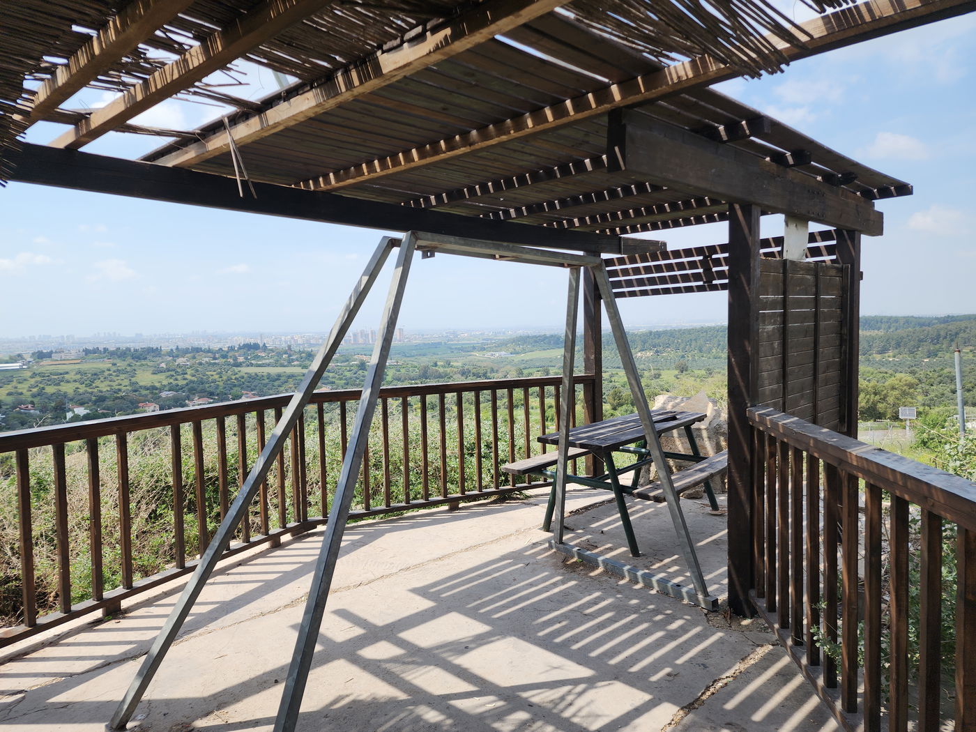 'מעלות יהונתן' - תצפית השנים מתל גמזו