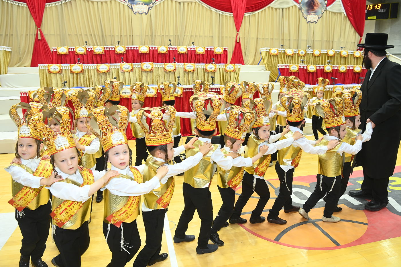 מסיבת חומש ב"ת ויז'ניץ בעפולה