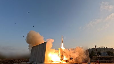 תיעוד של מערכת ה'חץ' במהלך המלחמה עם איראן