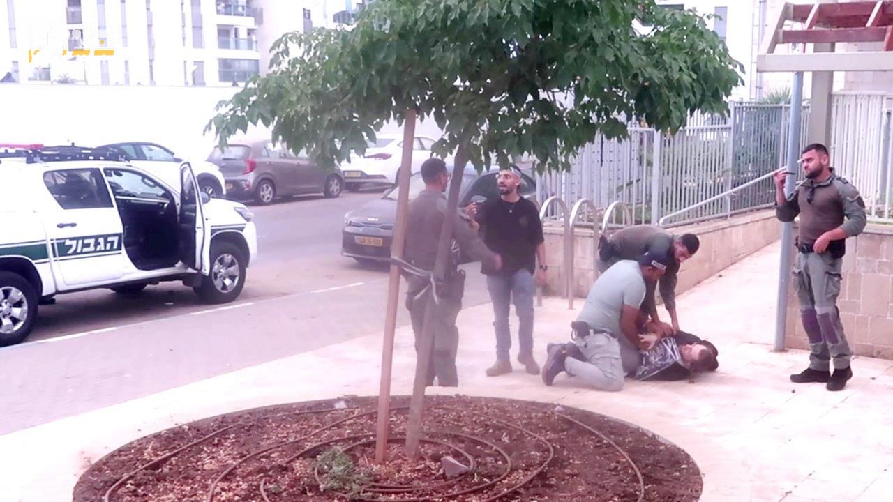 המחאות ביהוד