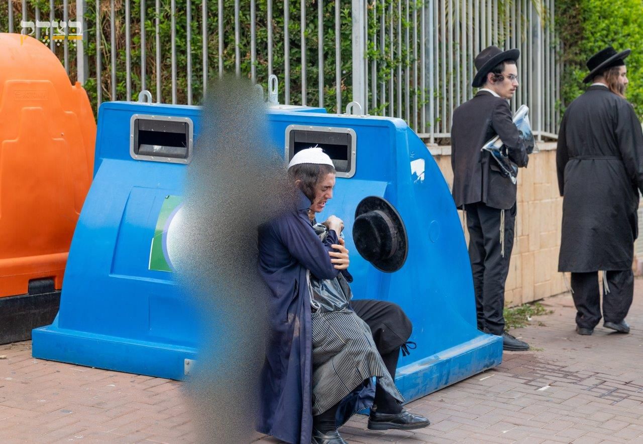 המחאות ביהוד