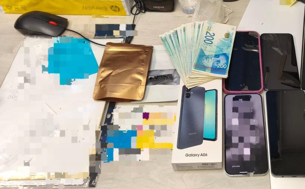 הממצאים שנתפסו בבית החשודים